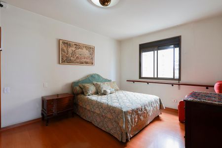 Apartamento à venda com 265m², 3 quartos e 3 vagasSuíte 1