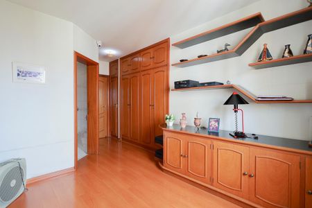 Apartamento à venda com 265m², 3 quartos e 3 vagasSuíte 3