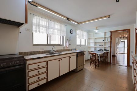 Apartamento à venda com 265m², 3 quartos e 3 vagasCozinha