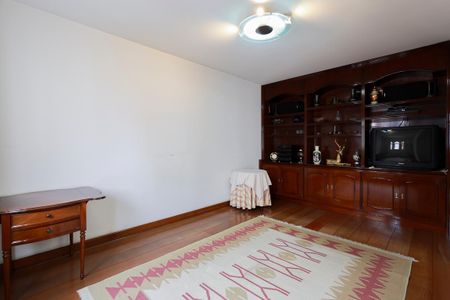 Apartamento à venda com 265m², 3 quartos e 3 vagasSala de TV