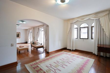 Apartamento à venda com 265m², 3 quartos e 3 vagasSala de TV