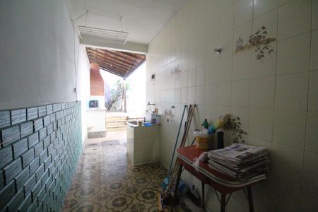 Casa de condomínio à venda com 383m², 5 quartos e 2 vagasÁrea de serviço