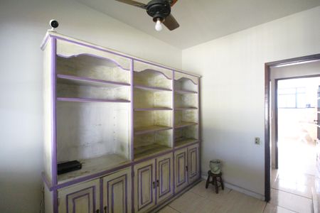 Casa de condomínio à venda com 383m², 5 quartos e 2 vagasQuarto 3