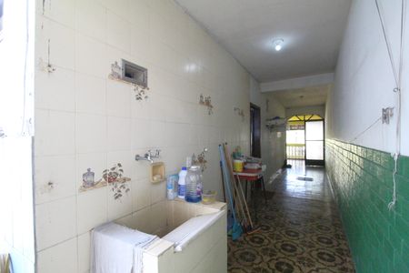 Casa de condomínio à venda com 383m², 5 quartos e 2 vagasÁrea de serviço