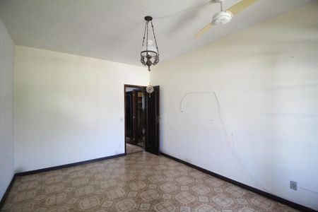 Casa de condomínio à venda com 383m², 5 quartos e 2 vagasSuíte 1