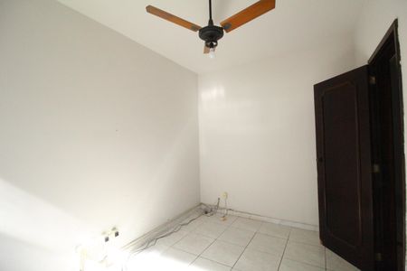 Casa de condomínio à venda com 383m², 5 quartos e 2 vagasSuíte 2