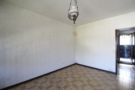 Casa de condomínio à venda com 383m², 5 quartos e 2 vagasSuíte 1