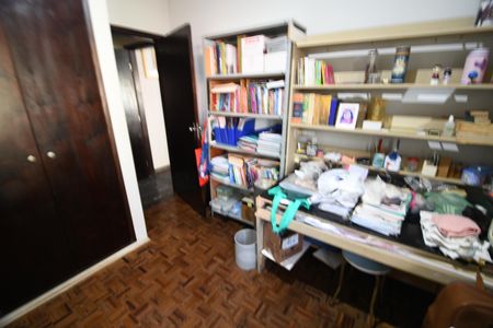 Casa à venda com 240m², 3 quartos e 2 vagasQuarto 1