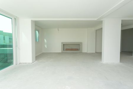 Apartamento à venda com 198m², 3 quartos e 4 vagasSala