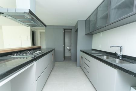 Apartamento à venda com 198m², 3 quartos e 4 vagasCozinha