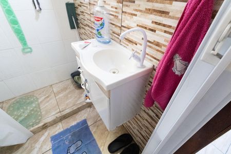 Casa para alugar com 128m², 2 quartos e 2 vagasBanheiro