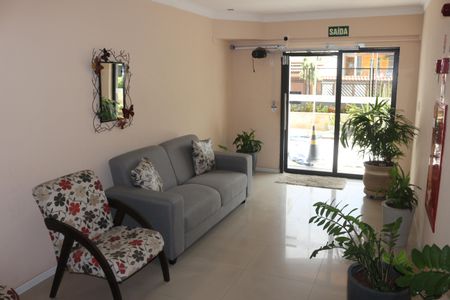 Apartamento à venda com 86m², 2 quartos e 2 vagasHall social