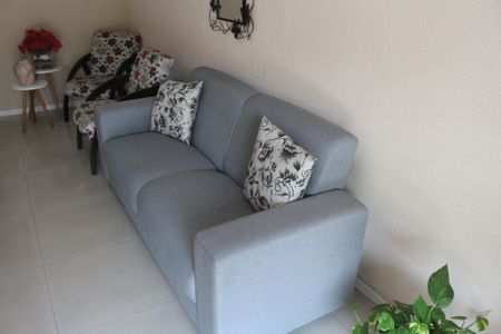 Apartamento à venda com 86m², 2 quartos e 2 vagasHall social