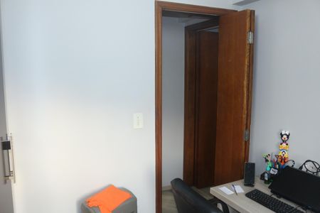 Apartamento à venda com 86m², 2 quartos e 2 vagasQuarto 