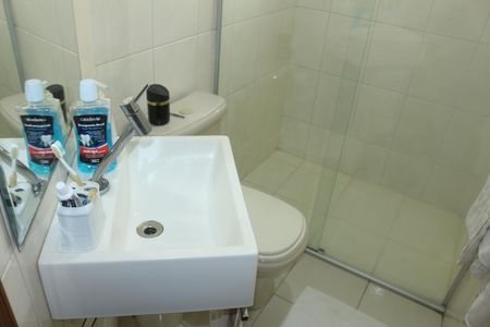 Apartamento à venda com 86m², 2 quartos e 2 vagasBanheiro da Suíte 