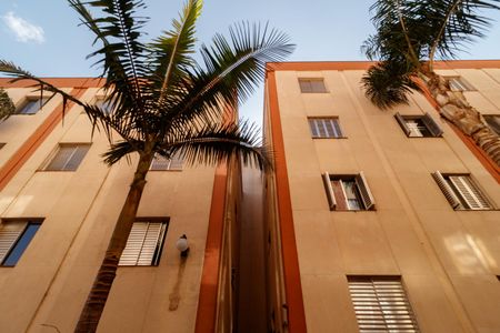 Apartamento à venda com 63m², 2 quartos e sem vaga Apartamento à venda com 63m², 2 quartos e sem vagaFachada Bloco