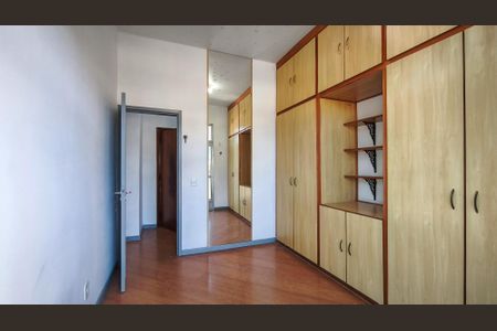 Apartamento à venda com 61m², 2 quartos e 2 vagasQuarto 1