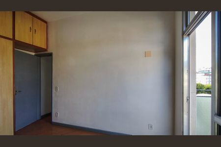 Apartamento à venda com 61m², 2 quartos e 2 vagasQuarto 2