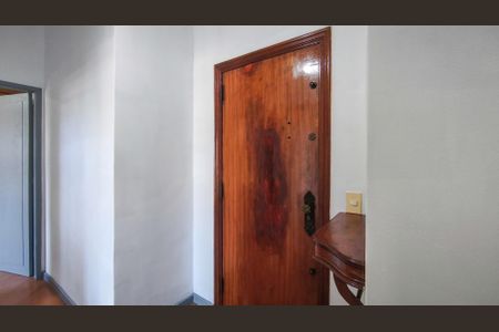 Apartamento à venda com 61m², 2 quartos e 2 vagasEntrada