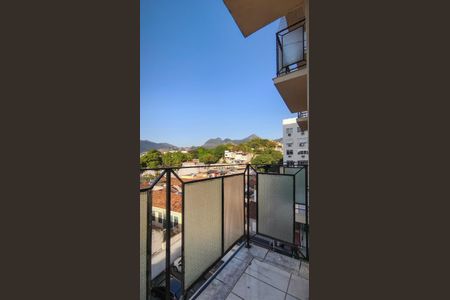 Apartamento à venda com 61m², 2 quartos e 2 vagasVaranda da Sala