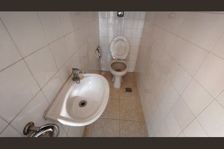 Apartamento à venda com 61m², 2 quartos e 2 vagasBanheiro de serviço