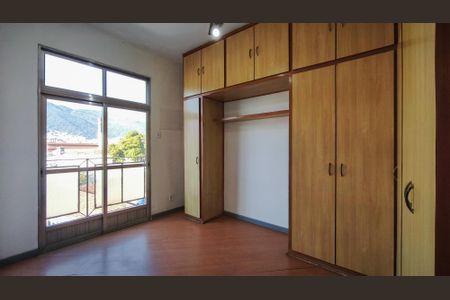 Apartamento à venda com 61m², 2 quartos e 2 vagasQuarto 2