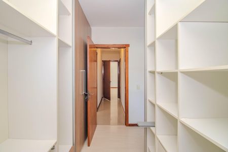 Apartamento para alugar com 121m², 3 quartos e 1 vagaCloset da suíte