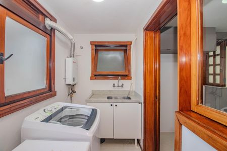 Apartamento para alugar com 121m², 3 quartos e 1 vagaÁrea de Serviço