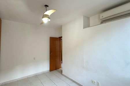 Apartamento à venda com 86m², 3 quartos e 1 vagaQuarto 02