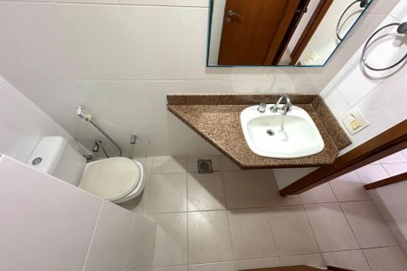 Apartamento à venda com 86m², 3 quartos e 1 vagaBanheiro Social 01