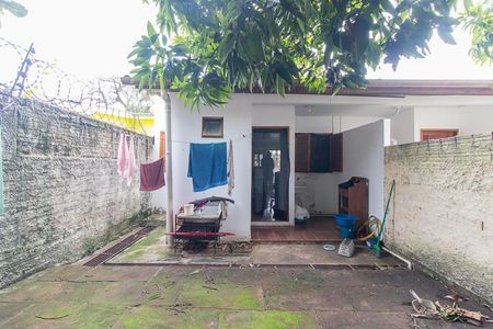 Casa à venda com 47m², 2 quartos e 3 vagasQuintal