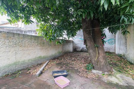 Casa à venda com 47m², 2 quartos e 3 vagasQuintal