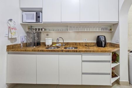 Apartamento para alugar com 97m², 2 quartos e 2 vagasCozinha