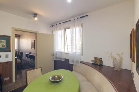 Apartamento para alugar com 400m², 3 quartos e 4 vagasCopa