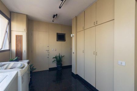 Apartamento para alugar com 400m², 3 quartos e 4 vagasLavanderia