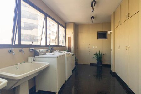 Apartamento para alugar com 400m², 3 quartos e 4 vagasLavanderia