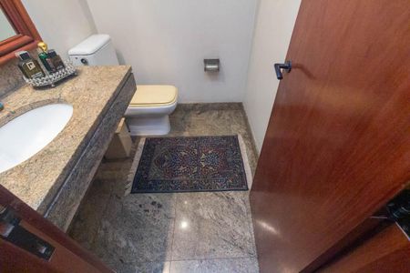 Apartamento para alugar com 400m², 3 quartos e 4 vagasLavabo Sala de TV