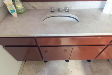 Apartamento para alugar com 400m², 3 quartos e 4 vagasBanheiro da Suíte Master