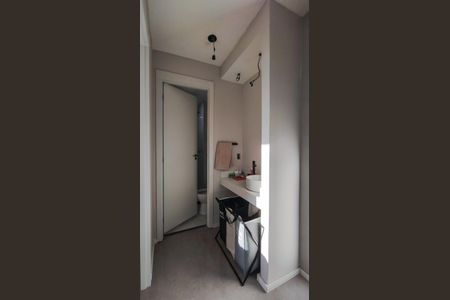 Apartamento à venda com 40m², 2 quartos e sem vagaBanheiro Corredor