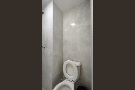 Apartamento à venda com 40m², 2 quartos e sem vagaBanheiro Corredor