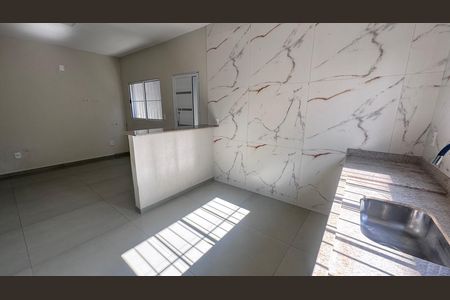 Casa para alugar com 60m², 2 quartos e 5 vagasCozinha