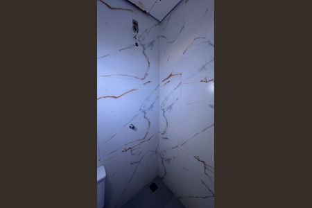 Casa para alugar com 60m², 2 quartos e 5 vagasBanheiro