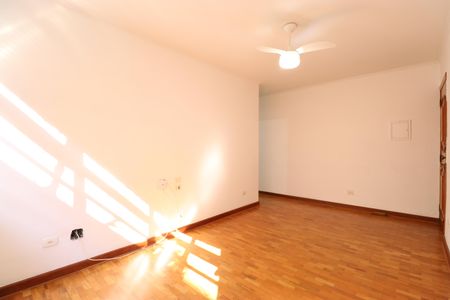 Apartamento à venda com 70m², 2 quartos e 1 vagaSala
