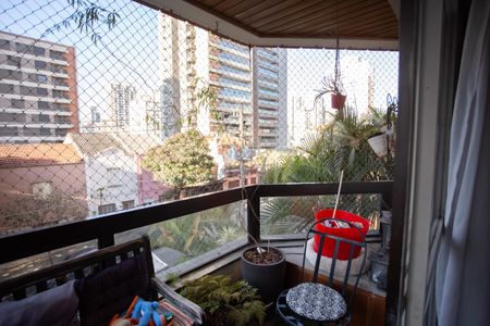 Apartamento à venda com 190m², 4 quartos e 2 vagas Apartamento à venda com 190m², 4 quartos e 2 vagasVaranda da Sala