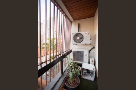 Apartamento à venda com 190m², 4 quartos e 2 vagas Apartamento à venda com 190m², 4 quartos e 2 vagasVaranda da Suíte