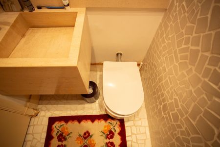 Apartamento à venda com 190m², 4 quartos e 2 vagas Apartamento à venda com 190m², 4 quartos e 2 vagasLavabo