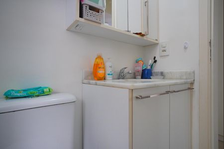 Apartamento à venda com 69m², 3 quartos e 1 vagaBanheiro Corredor