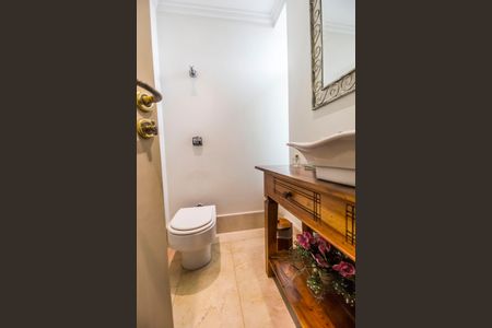 Casa de condomínio à venda com 620m², 5 quartos e 6 vagasLavabo da Sala