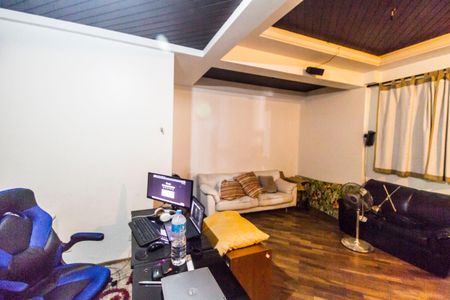 Casa de condomínio à venda com 620m², 5 quartos e 6 vagasEscritório 2