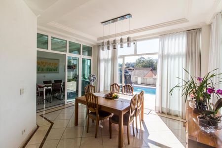 Casa de condomínio à venda com 620m², 5 quartos e 6 vagasSala de Jantar